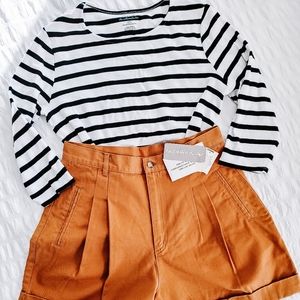 🛍♻️Chico's black and white stripe 3/4 sleeve tee